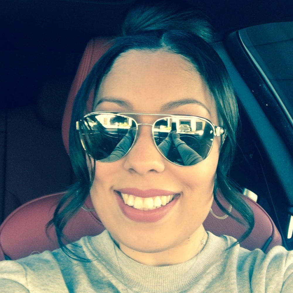 Meet your Posher, Candace